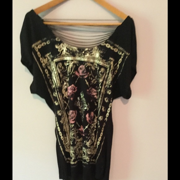 Rock & Republic Tops - Black short-sleeved top. Size M.